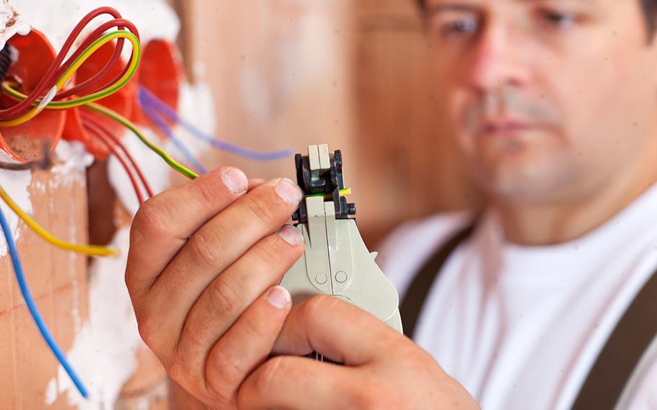 électricien maintenance Clichy